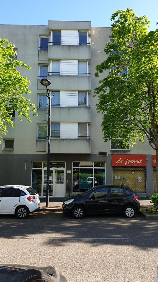 Studio Individuel - Le Musset & Parking Gratuit Devant L'Immeuble Apartment เกรอน็อบล์ ภายนอก รูปภาพ
